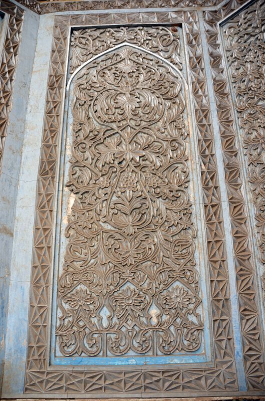 29 Ornate Carved Panel Next To The Entrance To Tomb Of Abakh Hoja Near Kashgar